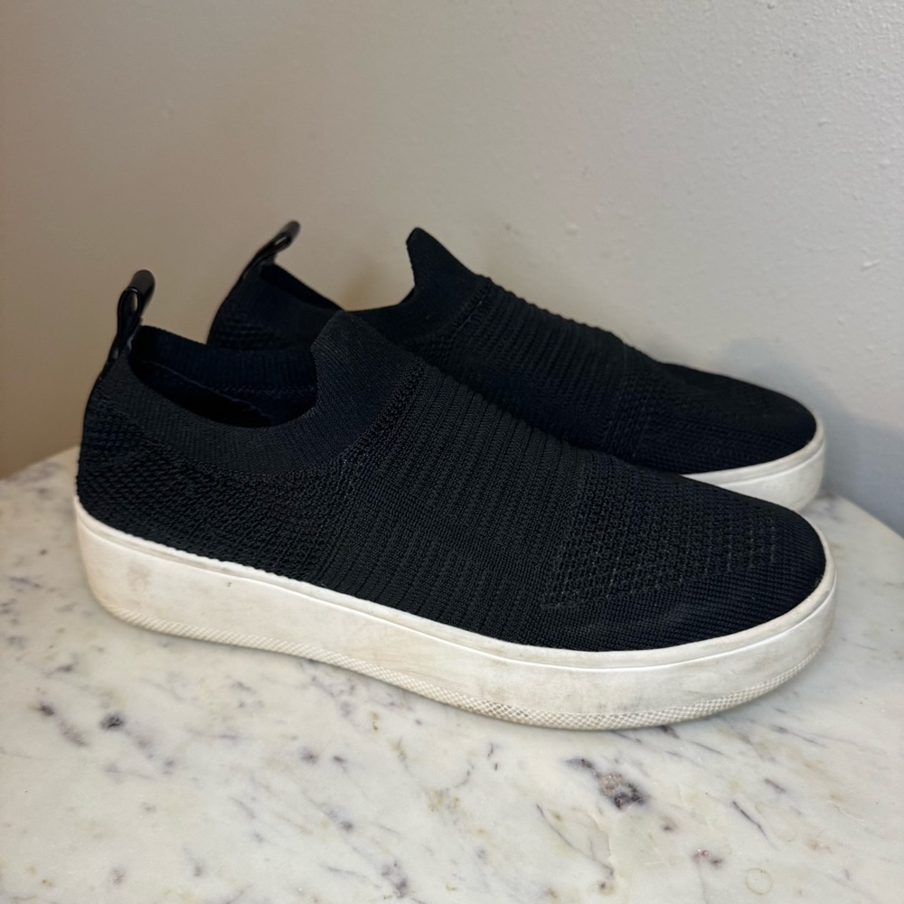 Steve Madden Shoes Size 7 M black Stretch Fabric sneakers slip ons
